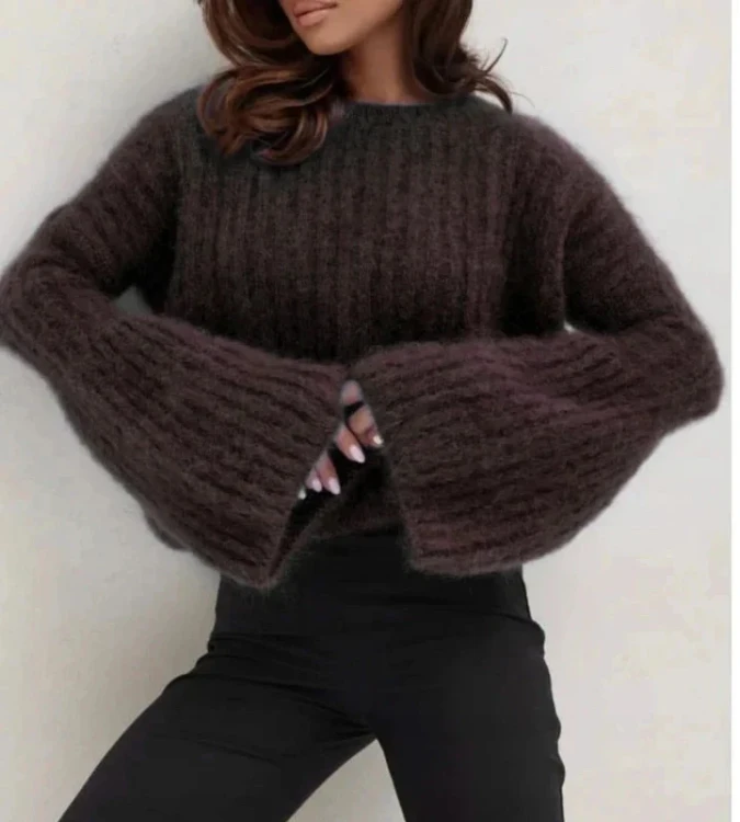 Sweter 81% kid moher Ines gorzka czekolada.webp